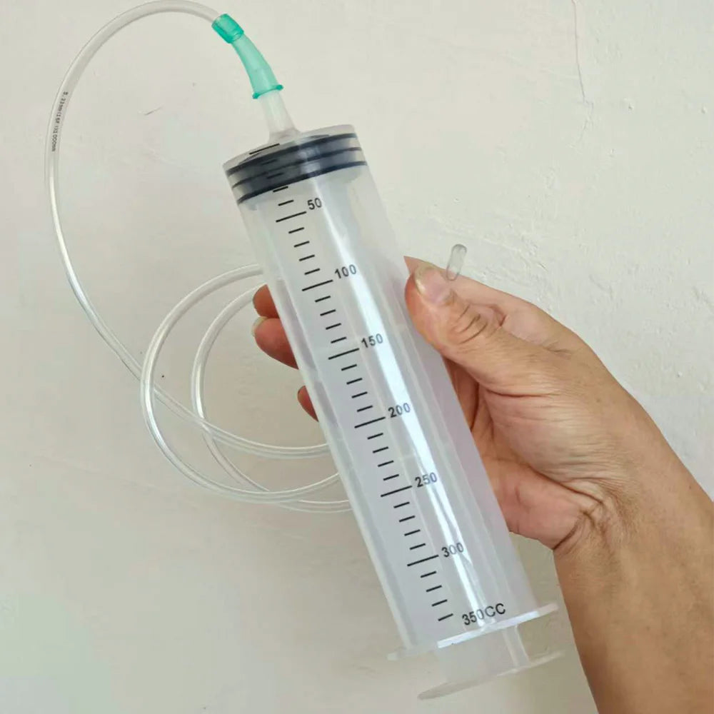 Durable Large Capacity Plastic Syringe 100Ml,150Ml,250Ml, 350ml, 550Ml,1000Ml | Car Oil Extractor Is Suitable for Laboratory Dispensing, Glue Dispensing, Watering Pets, and Veterinary Use.